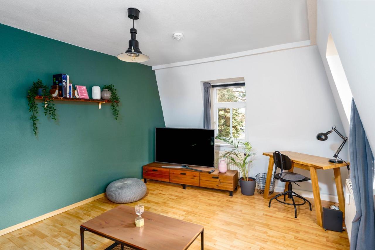 2R Apartment Perfect For Families! Kitchen - Parking - Netflix Dresden Eksteriør bilde
